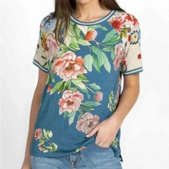Johnny Was Romano Raglan Floral Tee NWOT - Picture 2 of 8
